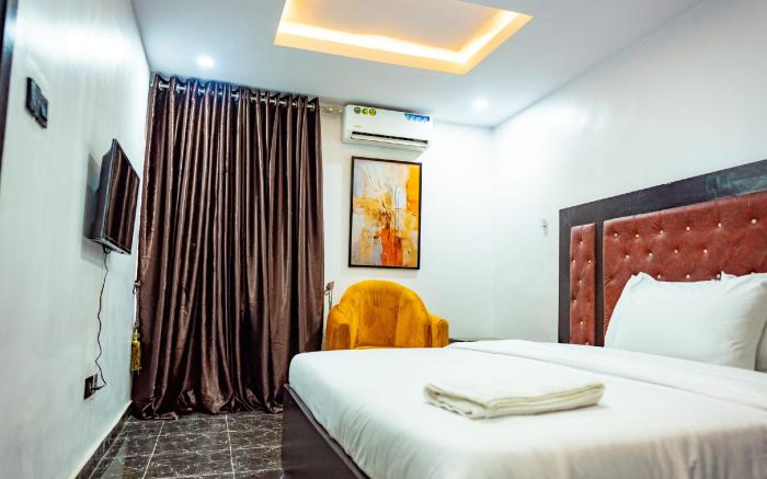 Radiant Hotel & Suites