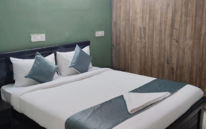 Hack N Sleep Living Inn
