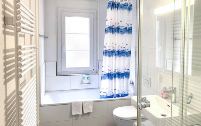 Beautiful 2BDR in City Center