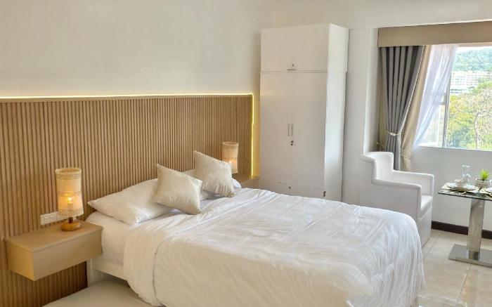 Yanna's Unit with Great View in Albergo Hotel
