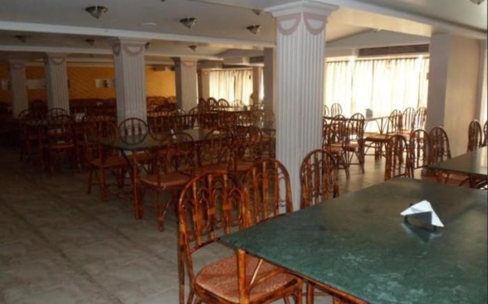 Hotel Maan Residency