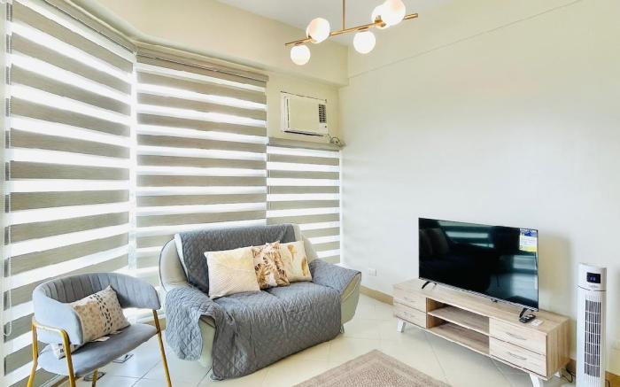 * *32 Best Value Family Suite
