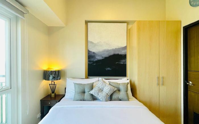 * *26 Affordable Luxury Studio