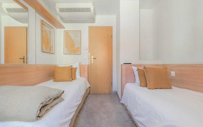 Modern Apartment - AC 1BR/4P - Genève