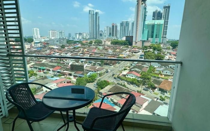 KSL 2 Bedroom @ Kids' Playground Suite 6-11 Pax