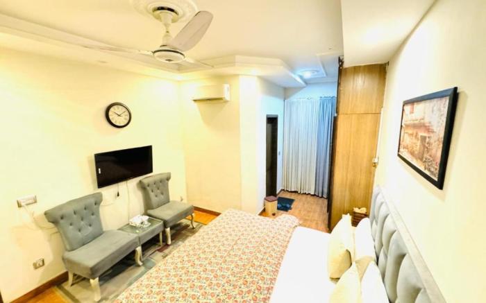 Travis Executive Guest House