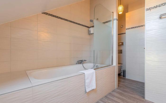 Modern Apartment - AC- 1BR-2P- Geneva 