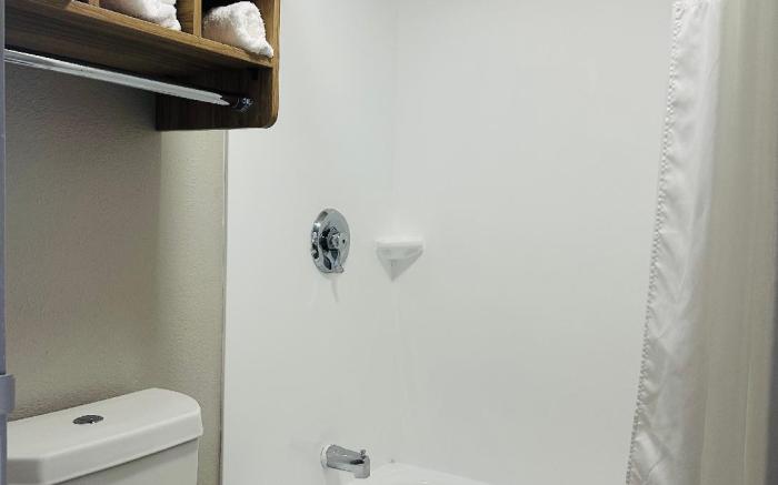 Days Inn by Wyndham Kansas City Northeast
