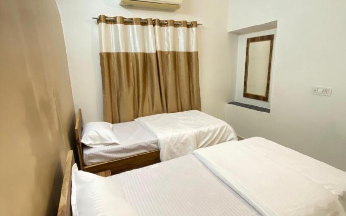 Centrally located~Rudraksha Inn