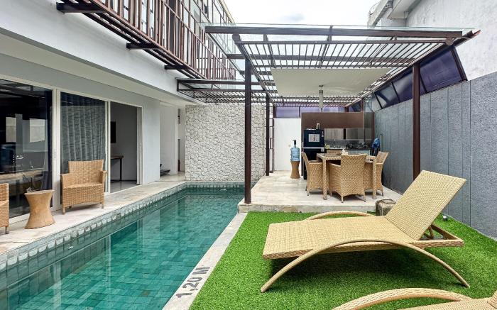 Green Leaf Villa ( 1 Bedroom pool Villa with Minimum Stay 2 Nights )