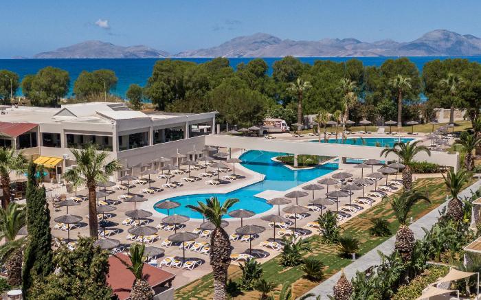 Akti Coast Club