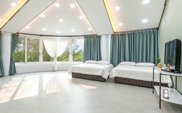 Hongcheon White Hill Pension