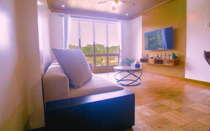 Orange House Golf Estate Unit B 1st Floor