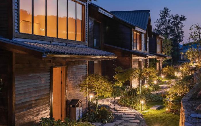 Trip Country Retreats Zhangjiajie Manson Resort
