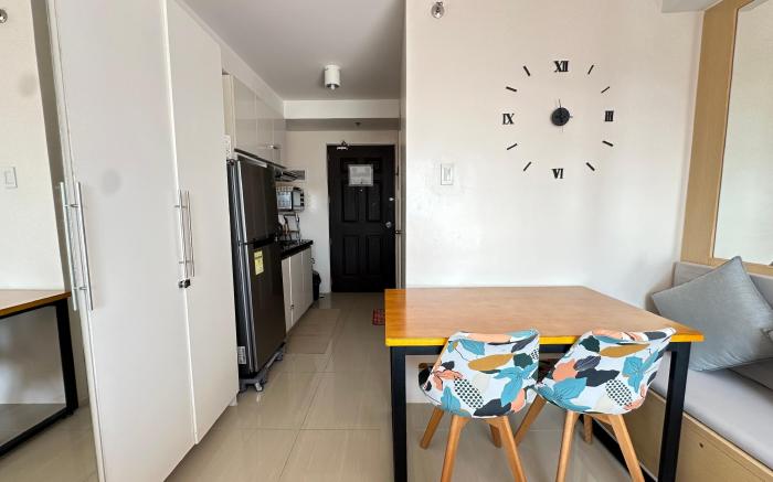Persimmon Studios Near Ayala Mall & SM Mall Cebu