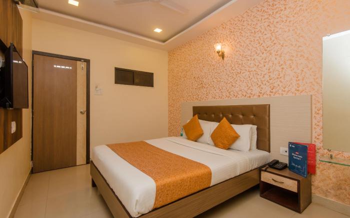 Hotel O Golden Nest Near Chhatrapati Shivaji International Airport
