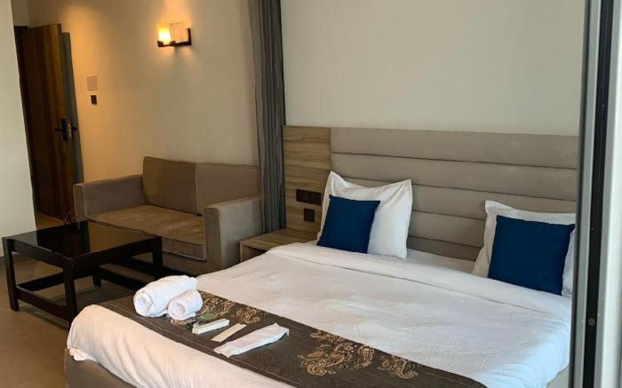 Nova Noida Stay By Uniqinn