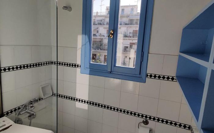 Cosy 1BR Apt with Balcony in Vibrant Exarcheia