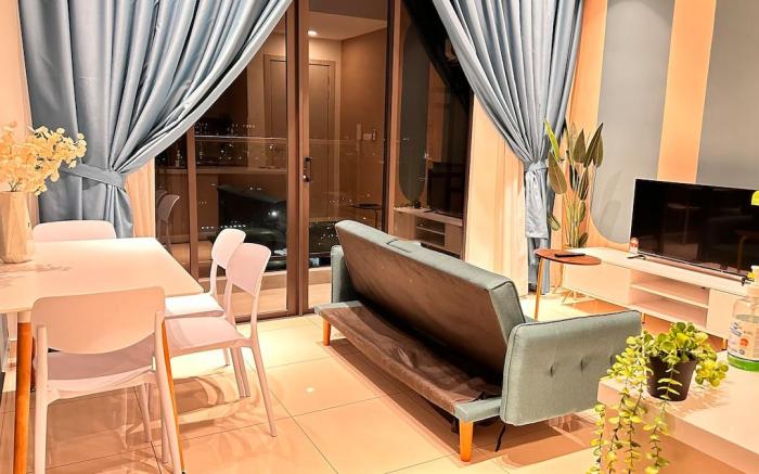 Luxury 1BR service suite(BOLT-40-3-1BR)Trion@KL