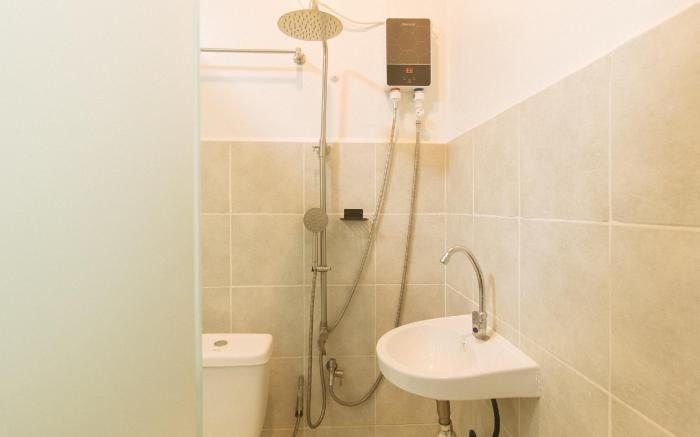 GREN PLACE near Baclaran Airport Road by RedDoorz 