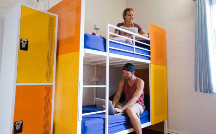 Mad Monkey Backpackers Central