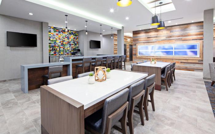 SpringHill Suites San Diego Escondido/Downtown