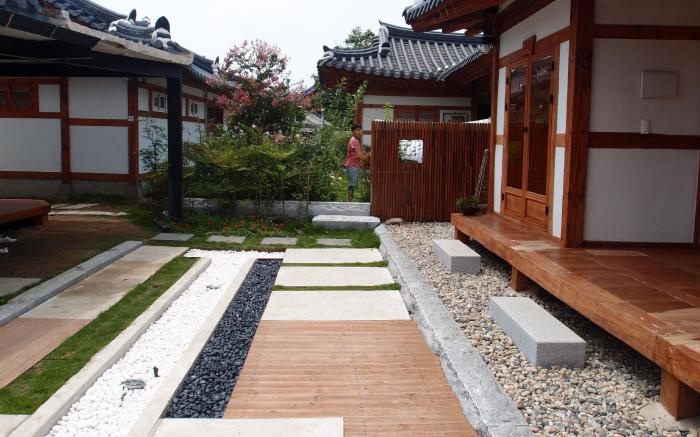 Sarangroo Guesthouse