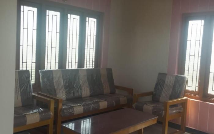 Little Hearts Home Stay
Single  Bedroom