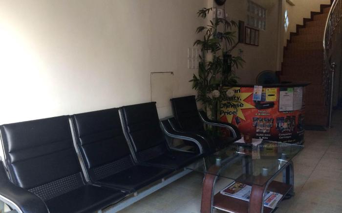 AJ Travellers Inn