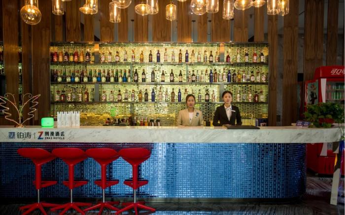 Zmax Lhasa Potala Palace Square