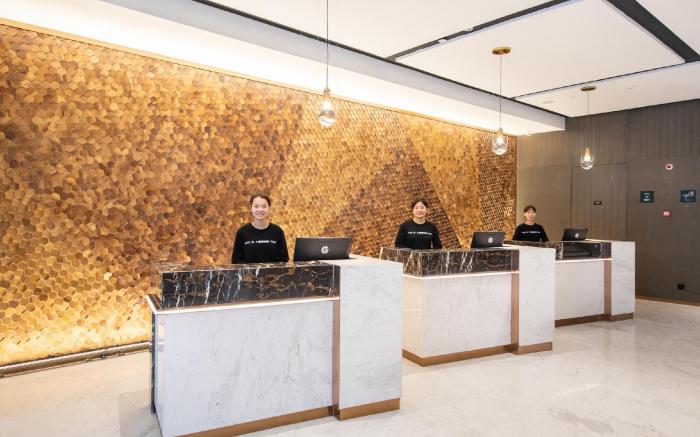 Atour Hotel Jinan Huashan Huanyu City