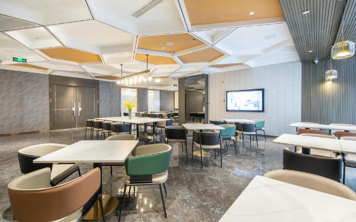Atour Hotel Jinan Huashan Huanyu City
