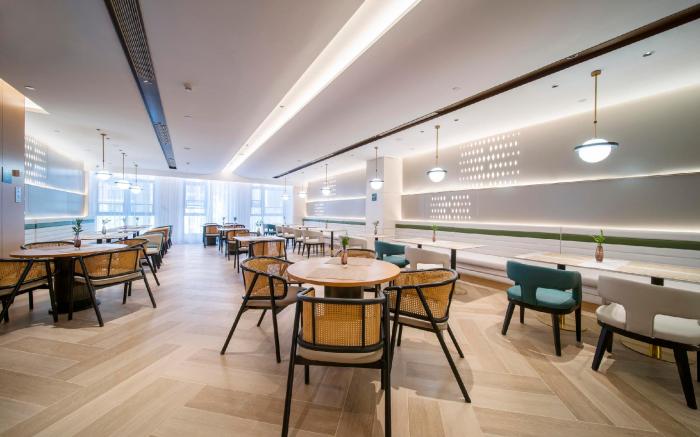 Atour Hotel Yantai Golden Beach Tianma Zhanqiao