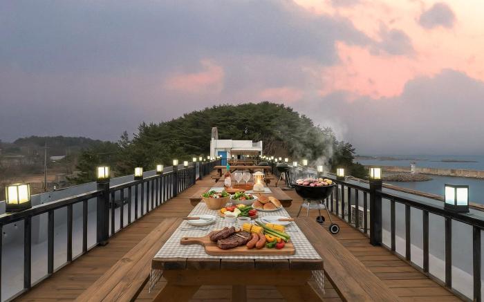 Goseong Napoli House Pension