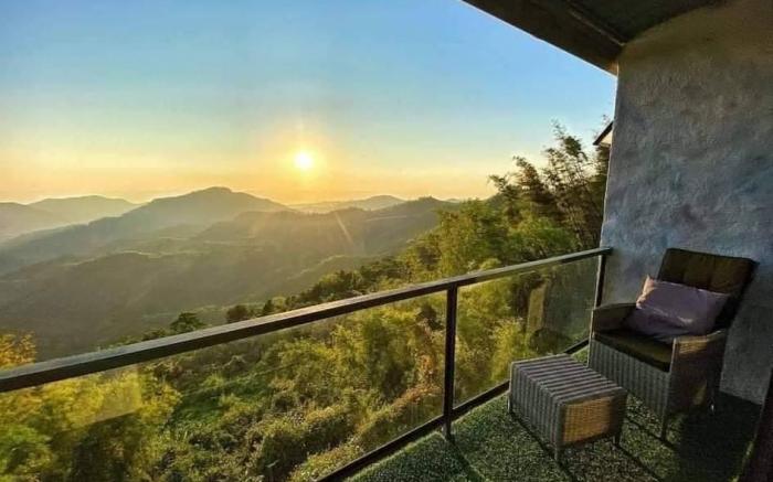Dragon Hill Resort