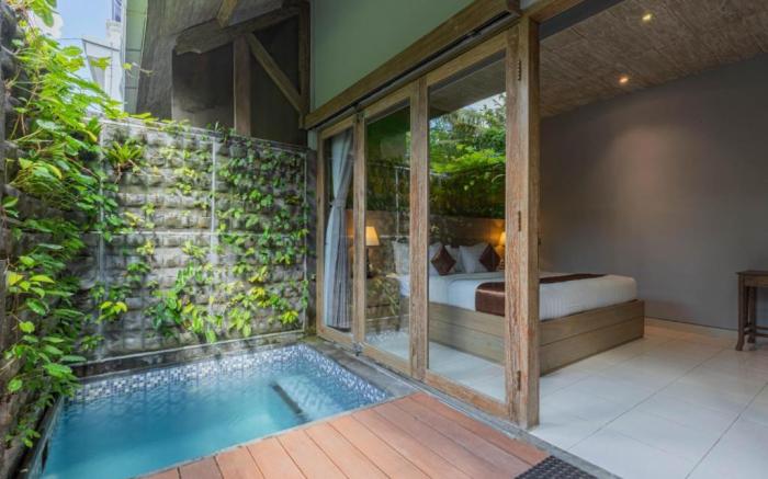 ME Villa Kayu Tulang