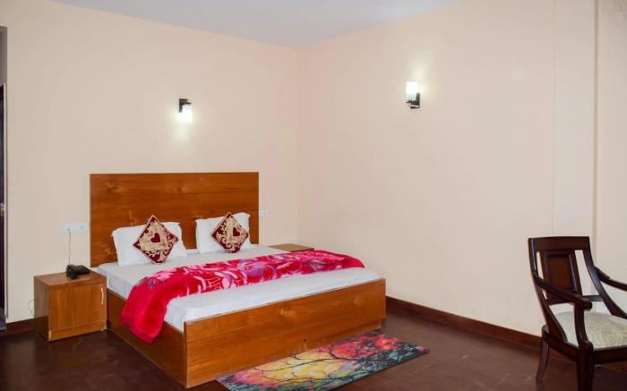 Hotel Red Inn Manali