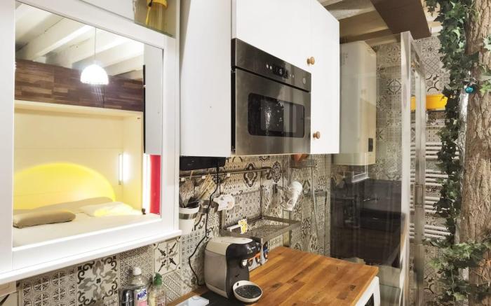 Cute studio / in the 15arr center/ 1 mn to metro