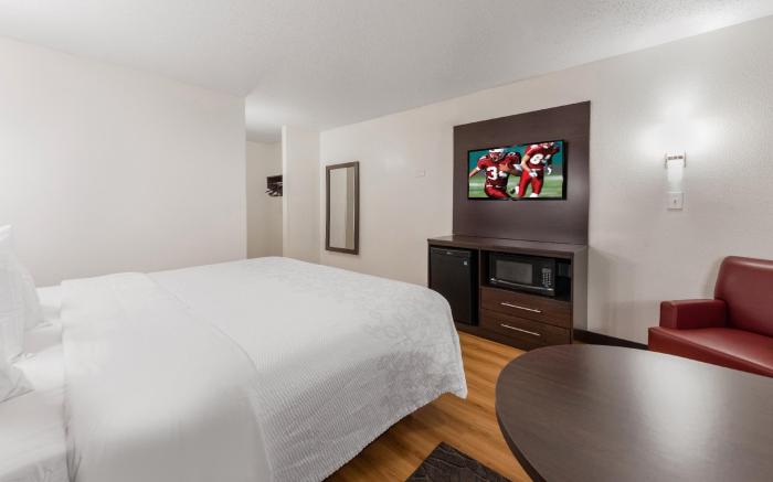 Red Roof PLUS+ Columbus - Worthington