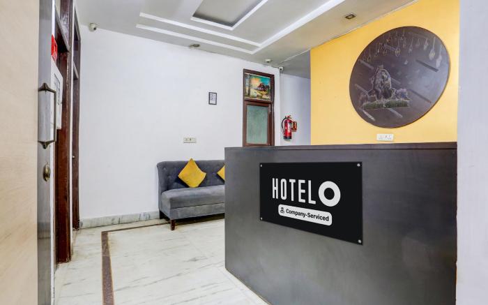 Hotel O East Punjabi Bagh Near Metro Station