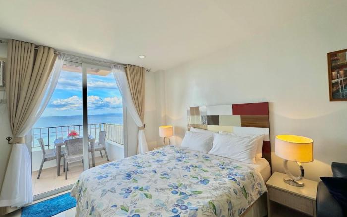 Executive Studio Beachfront, Samal Island