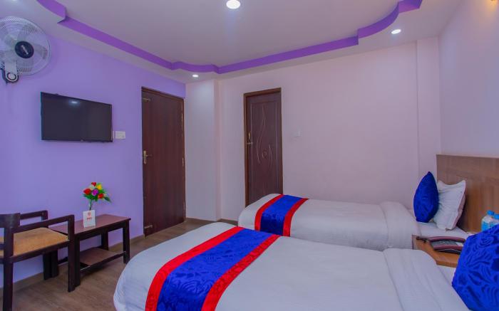 OYO 306 Hotel Maheshwor