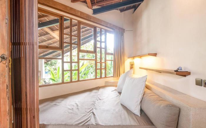 BA Villa 7 · 2BR Villa Art Dec · Contemporary 2-BR Art Deco Villa, 800m to the Bea