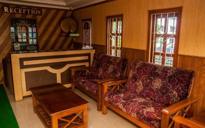 Hotel Gurupriya