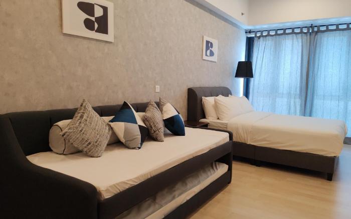 2-4pax Stylish Lily Studio Revo Pavilion Bkt Jalil