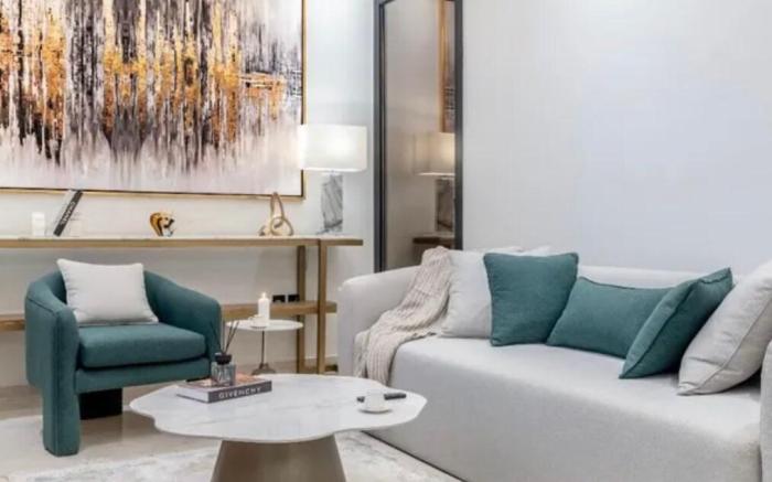 A14| Luxurious apartment with a spacious area