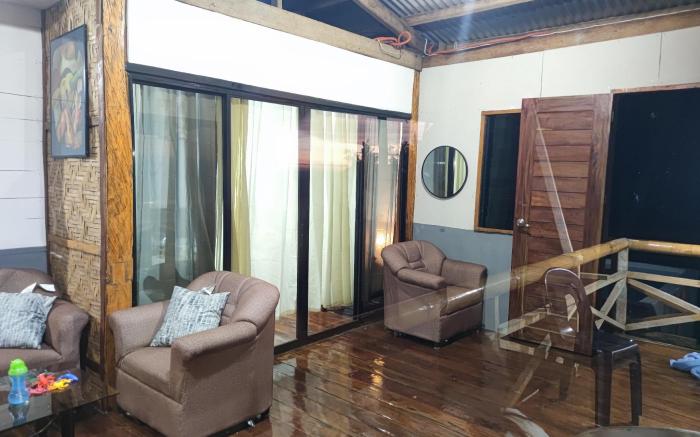 Raiah's Viewhouse