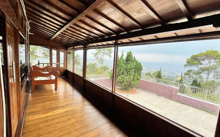 Dapur Caringin Tilu Villa Joglo