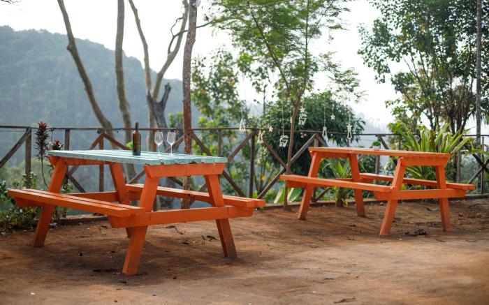 Underground Hostel By Bilwa Estate