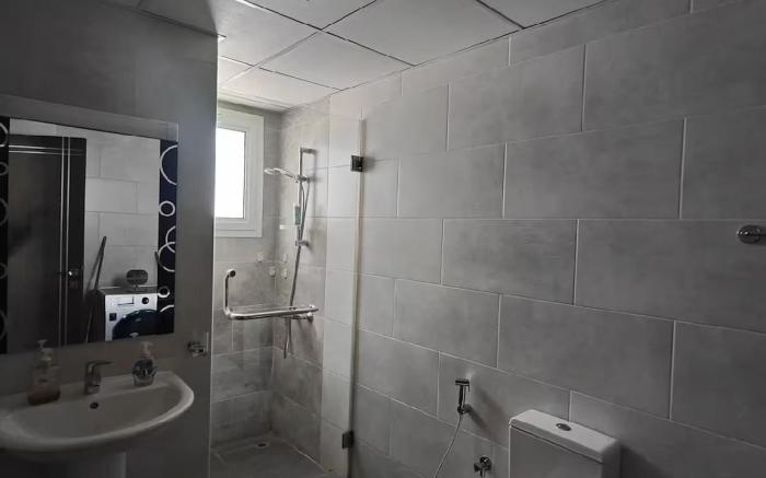 Fully Furnished Studio Flat in Low Price
